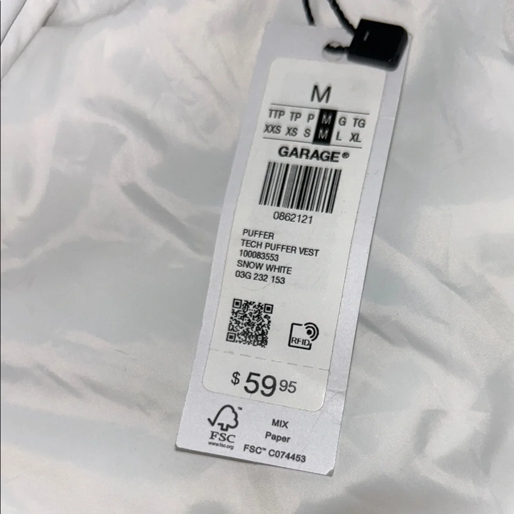 Garage Women's White Quilted Vest - Picture 9 of 14